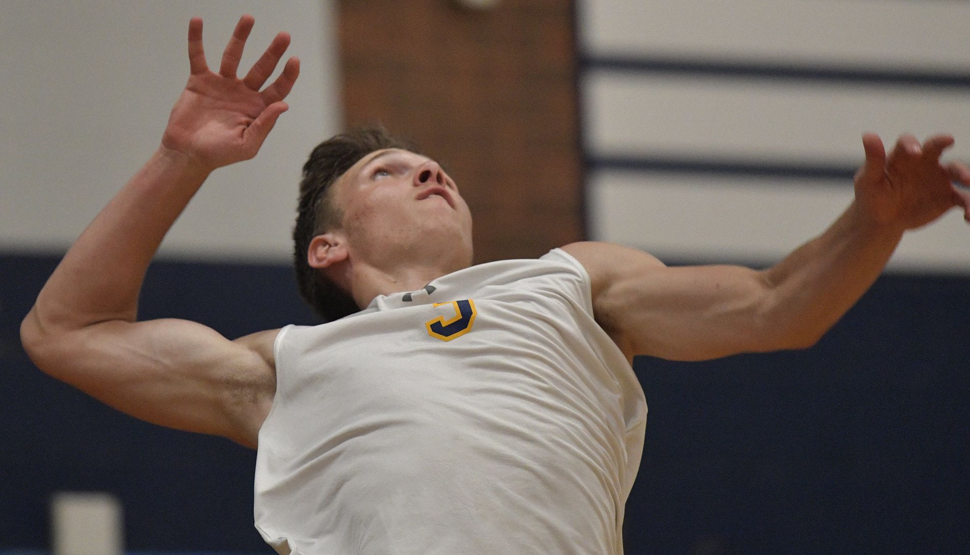 Minooka defeats O'Fallon in 4A boys volleyball sectional final